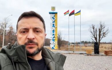 В Купянске осталось до 100 окупантов – Зеленский о ситуации в городе
