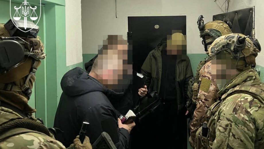 Вимагали гроші у пенсіонерів: у справі кол-центрів задокументували злочини на понад 1,2 млн грн