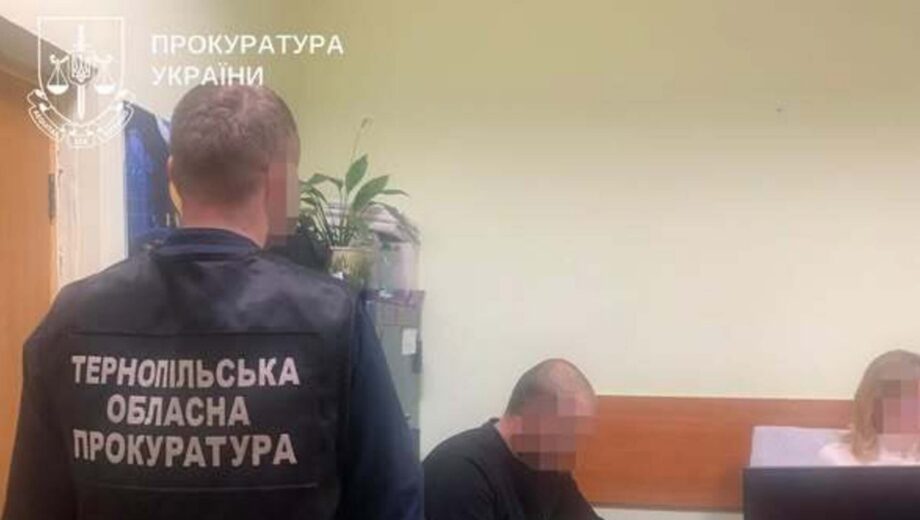 Незаконная вырубка в Тернопольской области: государству нанесли почти 57 млн грн ущерба, подозрение объявили еще одному лесоводу