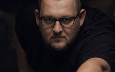 Артем Марченко сообщал в Facebook о пребывании в ТЦК перед мобилизацией