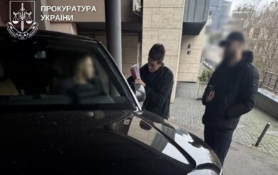 Неудачная ринопластика и броулифтинг: полиция сообщила о подозрении врачу в Киеве