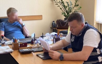 На Чернігівщині викрили чиновника, який незаконно облаштував на підприємстві криптоферму