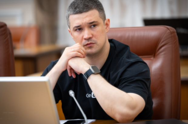 Семь лет сотрудничества и $330 млн: что связывало Федорова с фондом, где он получил бронирование