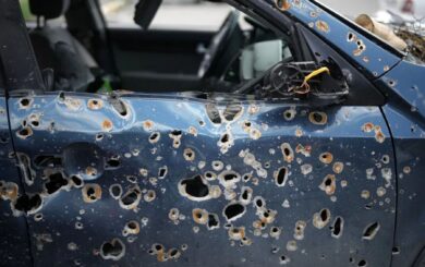 Что происходит с автомобилями, поврежденными в результате обстрелов?