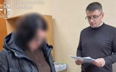 Скандал в образовании Киева: эксбухгалтер Дарницкой РГА предстанет перед судом за присвоение почти 2 млн грн