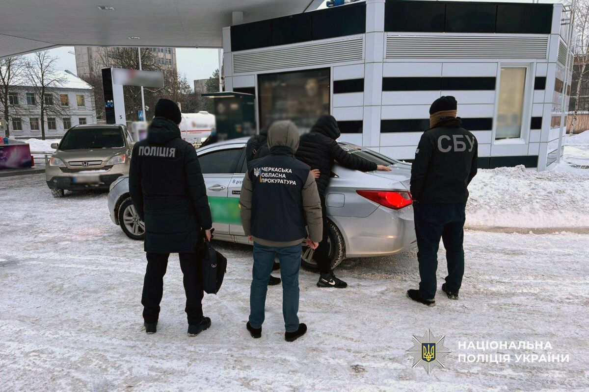 В Черкасской области разоблачили канал незаконной переправки военнообязанных за границу