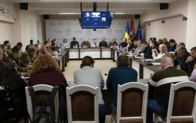 Ветеранская политика, поддержка ВСУ и прозрачность местного бюджета: громсовет при ХОВА представил направления работы на 2026 год