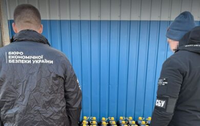 ”Святі градуси”: на Київщині викрили священників, які підпільно виготовляли алкоголь