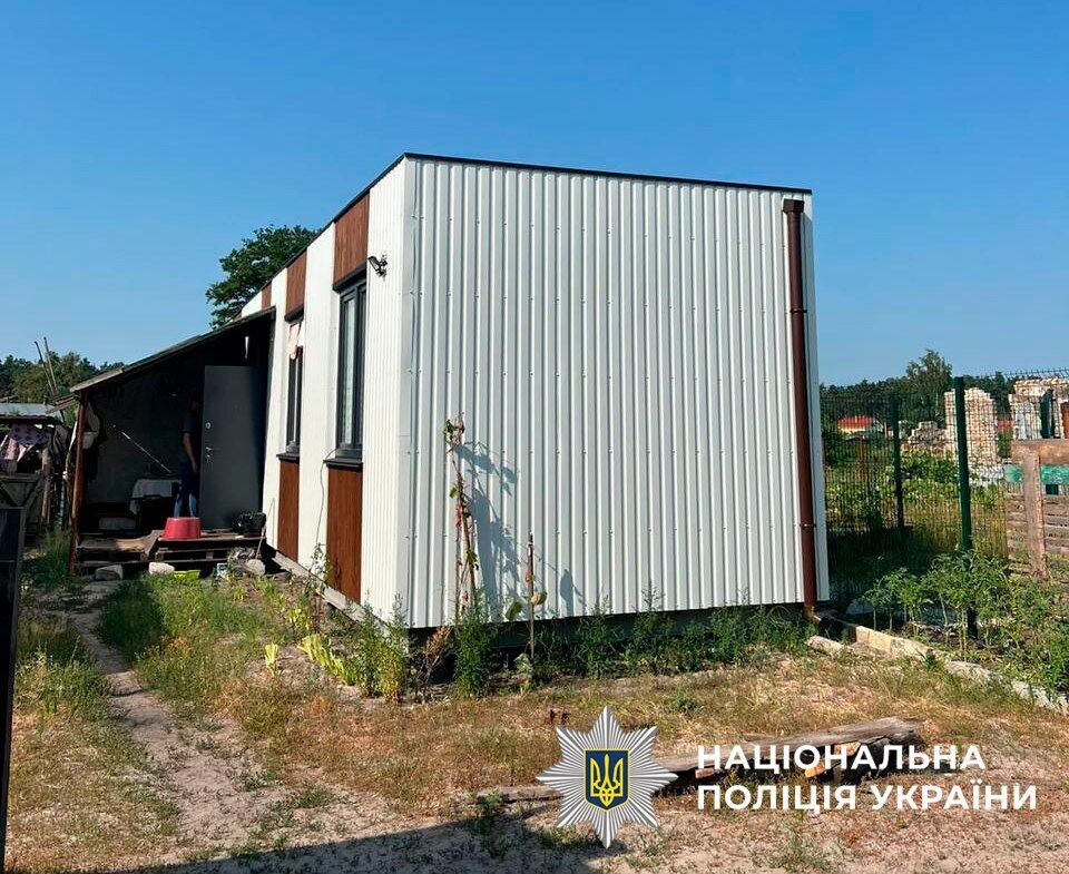 Понад 400 тисяч гривень привласнили під час будівництва модульного містечка на Київщині