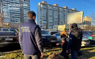 На Київщині затримали ексчиновника ТЦК: вимагав $4500 за ”допомогу” уникнути мобілізації