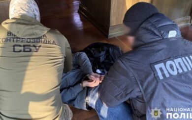 10 тисяч доларів за ”непридатність”: в Одесі викрили схему незаконного переправлення чоловіків за кордон
