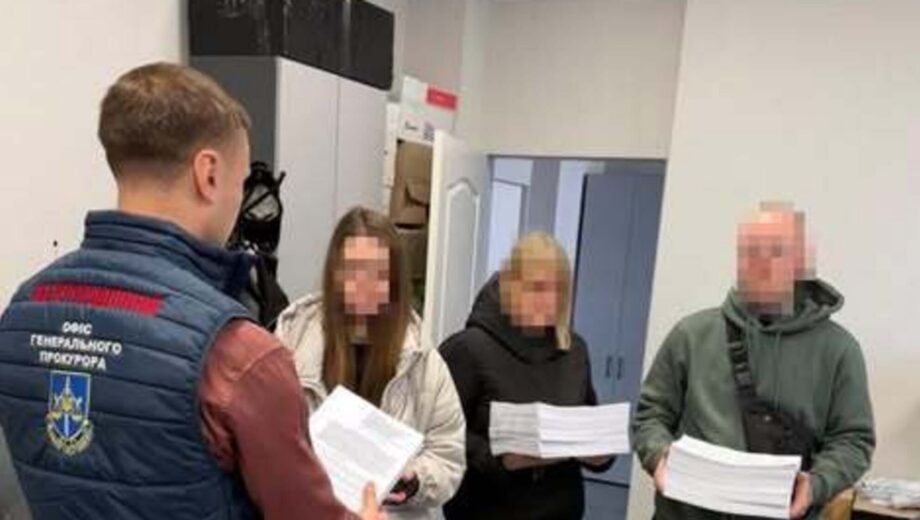 »Фейковые выигрыши за реальные деньги»: в суд передали дело масштабной сети мошеннических колл-центров