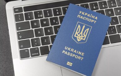 Проблеми зі зняттям відбитків пальців для закордонного паспорта: офіційний алгоритм дій