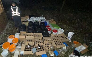 На Чернігівщині викрили нарколабораторію: фігурантам загрожує до 12 років в’язниці