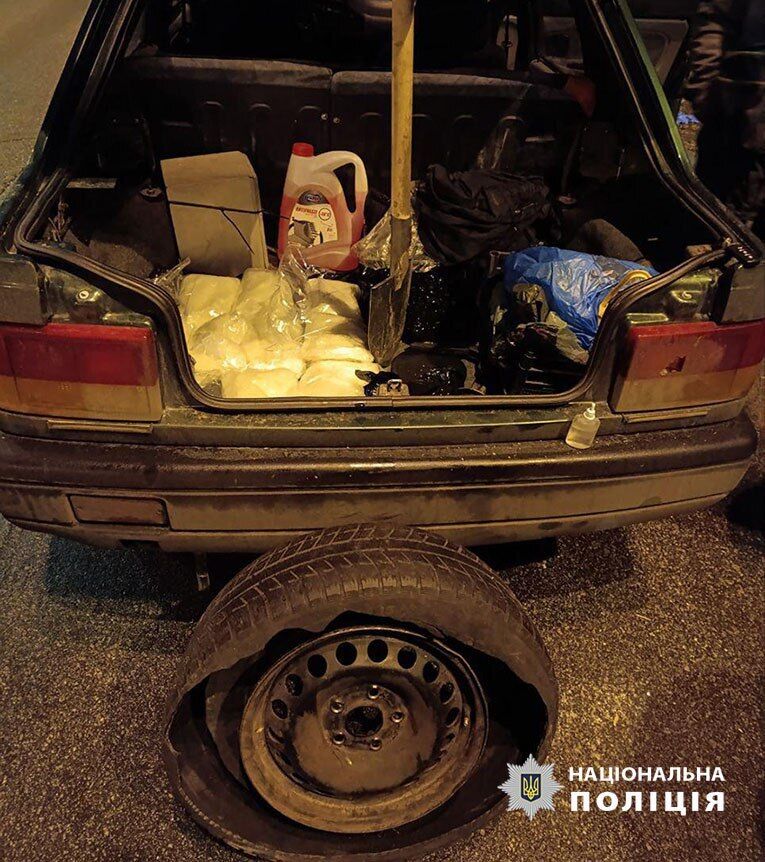 Правоохоронці викрили масштабну нарколабораторію
