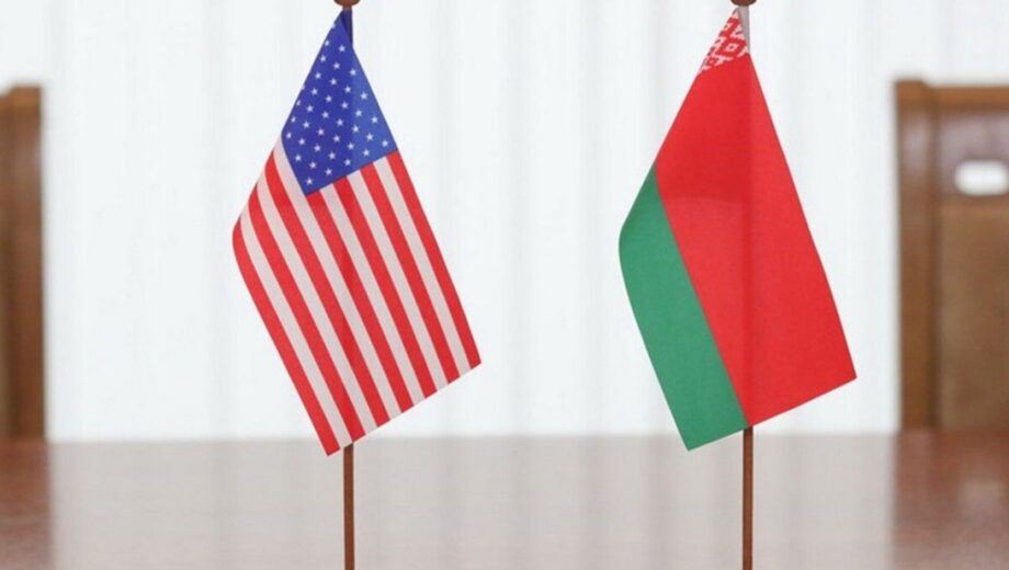 Держдеп США закликає своїх громадян покинути територію Білорусі