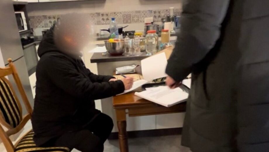Валютная афера в Ивано-Франковске: женщина обманула людей на сотни тысяч евро и долларов