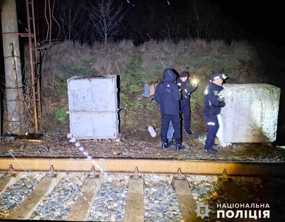 Подпали по заказу российских кураторов