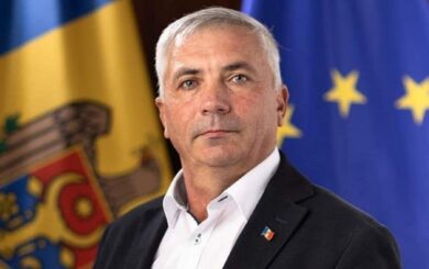 У Молдові депутат парламенту помер після укусу оси