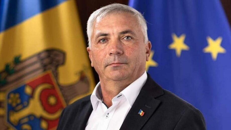 В Молдове депутат парламента скончался после укуса осы