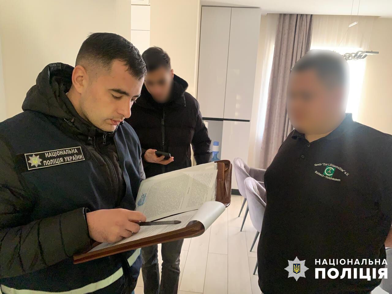 Во Львове действовала преступная группа, которая помогала мужчинам избежать мобилизации