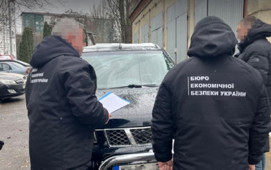 У Чернівцях викрили схему: 22 машини завезли як ”гуманітарну допомогу”