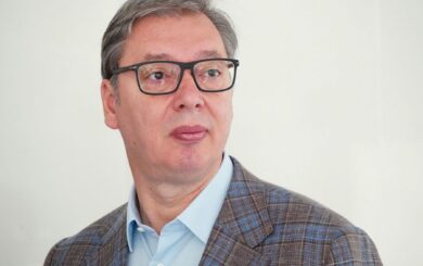 Президент Сербії Вучич не може дістатися Москви через закриття російських аеропортів