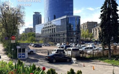 Прокуратура оспаривает инвестдоговор о застройке территории исторической больницы в Киеве