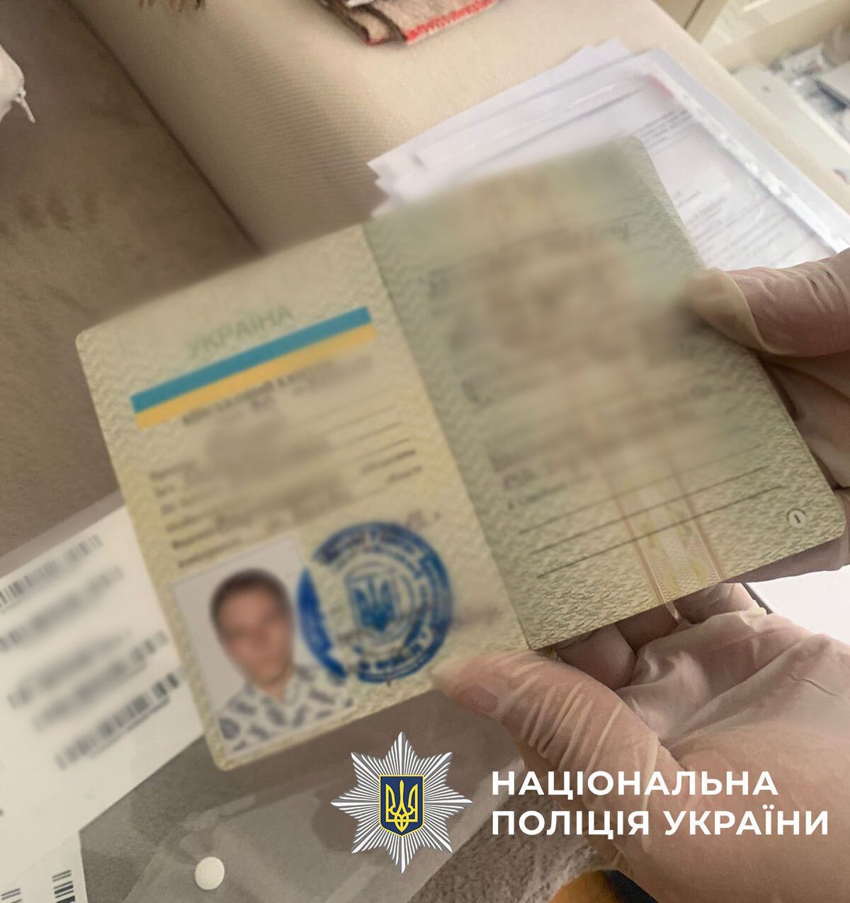 За 15-25 тисяч доларів обіцяв допомогти уникнути мобілізації