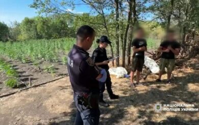 Поліцейська операція на Одещині: вилучено наркотики