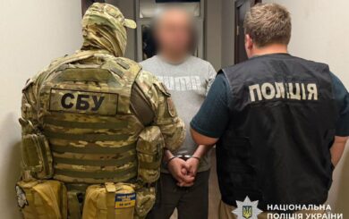 В Одессе задержан военнослужащий за $4000 за содействие во вступлении в добровольческое формирование