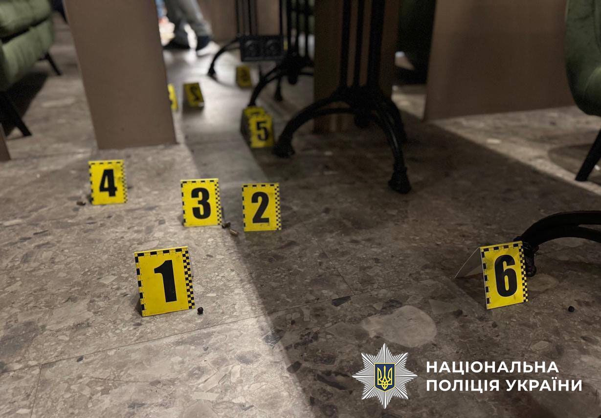 Сутичка через дівчину завершилася стріляниною