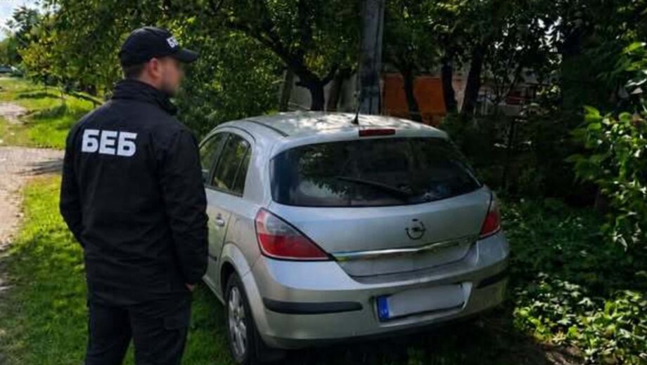 На Волині викрили схему продажу авто для ЗСУ: машини ввозили як гуманітарну допомогу та збували через OLX