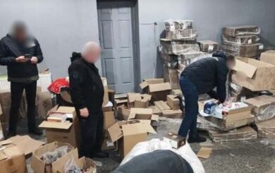 В Україні викрили масштабну тютюнову схему: організаторам ”тіньового” бізнесу загрожує арешт
