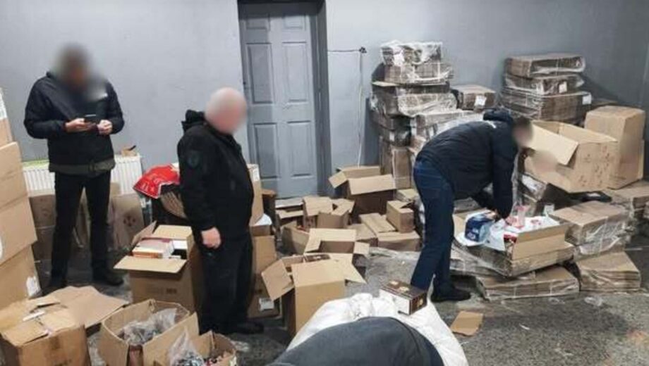 В Украине разоблачили масштабную табачную схему: организаторам »теневого» бизнеса грозит арест