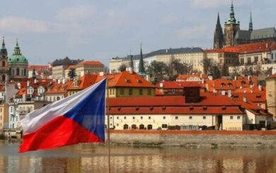 Чехия меняет правила для украинских беженцев: кого могут лишить помощи и временной защиты