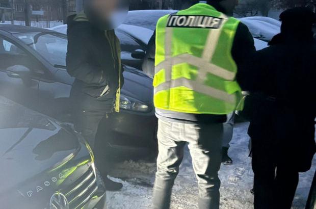 Работники локомотивного депо »Дарница» воровали горючее из тепловозов