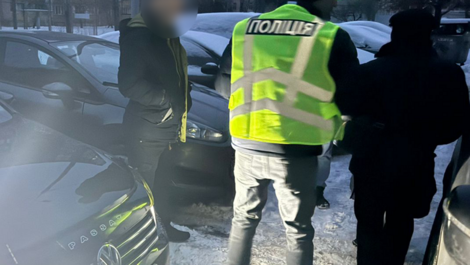 Работники локомотивного депо »Дарница» воровали горючее из тепловозов