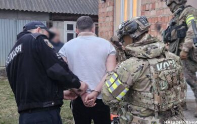 Викрав майже пів мільйона з рахунку пораненого військового: на Буковині затримали підозрюваного