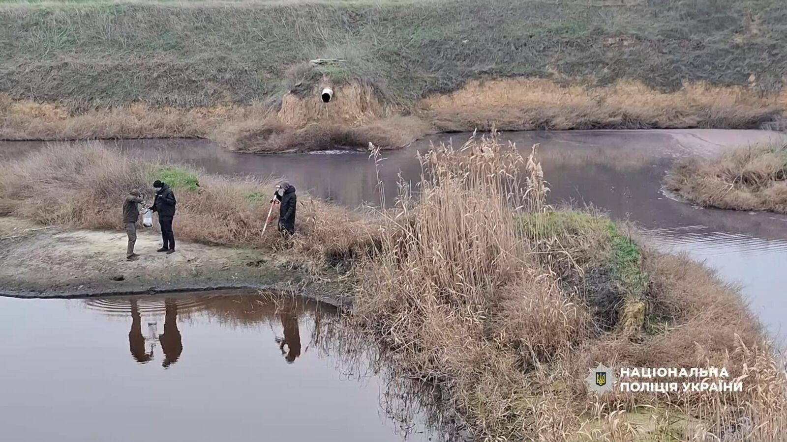 Отходы в почву вместо утилизации: в Одесской области разоблачили масштабное загрязнение
