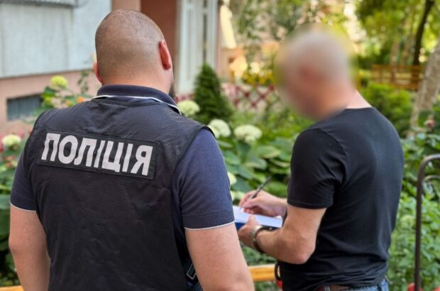 Фиктивная служба и реальные деньги: правоохранители раскрыли многомиллионную схему
