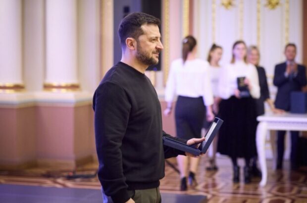 Зеленський відзначив успішні випробування ракети ”Рута”