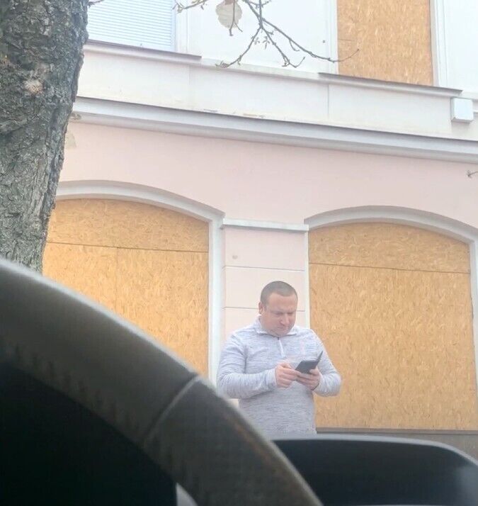 Человек, который следил за стопкоровцами и снимал журналистов на телефон