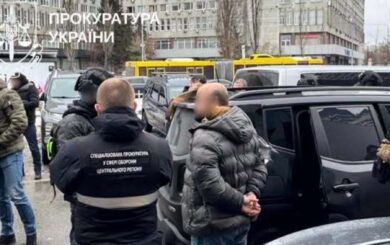 В Киеве будут судить бывшего члена ДФТГ: за 13 тысяч долларов обещал »службу в тылу»