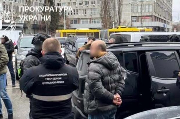 У Києві судитимуть колишнього члена ДФТГ: за 13 тисяч доларів обіцяв ”службу в тилу”