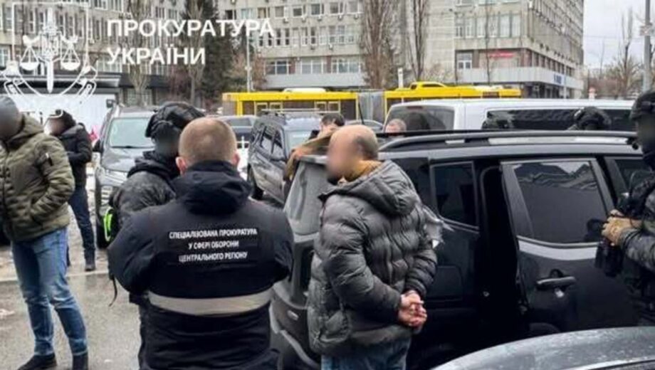 В Киеве будут судить бывшего члена ДФТГ: за 13 тысяч долларов обещал »службу в тылу»