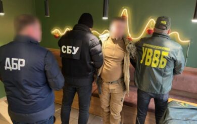 У Львові затримали військовослужбовця за ”працевлаштування” в тил за $1000: оголошено підозру за зловживання впливом