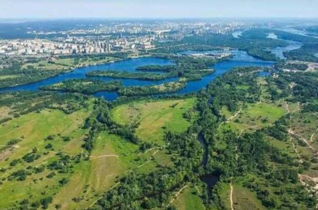 Суд став на бік прокуратури у справі ”Осокорківських луків”: забудовнику не дозволили затягнути процес
