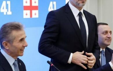 У Грузії переможцем президентських ”виборів” оголосили колишнього футболіста без вищої освіти