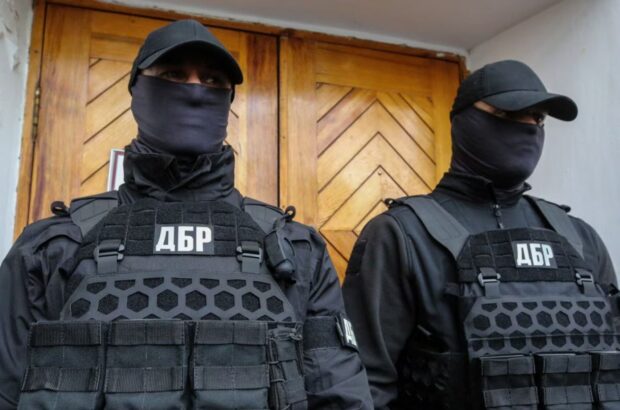 ДБР повідомило про підозру через постачання неякісних спальників для військових на 30 мільйонів
